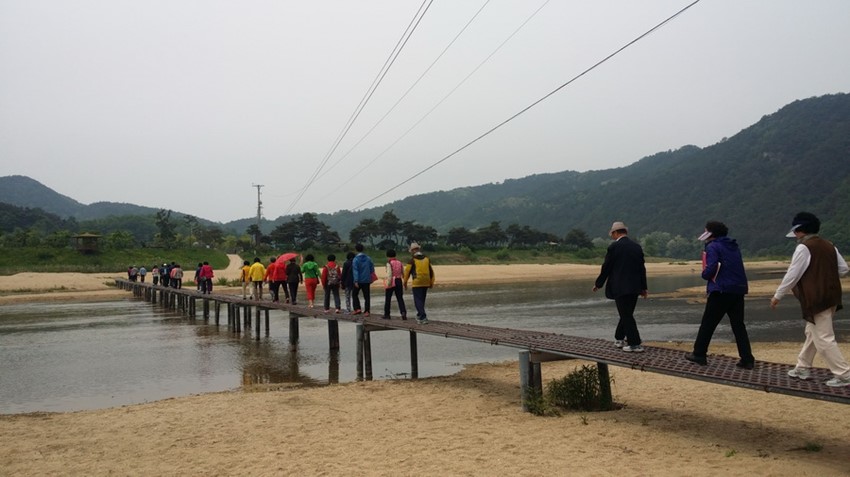 2.예천군에서 2017 시·도민과 함께하는 신도청기행 출발!
